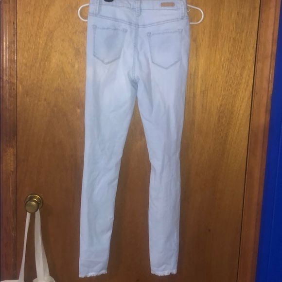 •TRUE CRAFT•LIGHT WASH DENIM DISTRESSED HIGH RISE SKINNY JEANS SIZE 3 EUC - Picture 8 of 8
